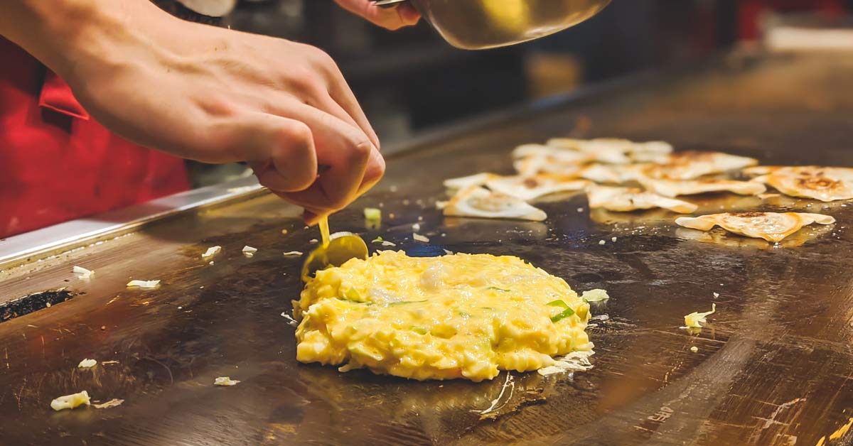Embark on a global culinary journey with the top 5 omelettes worldwide, from the Spanish Tortilla to the Japan’s Tamagoyaki Omelette